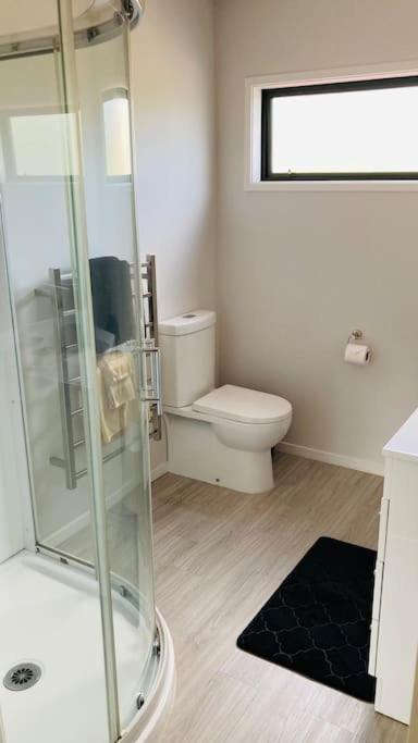 Maymorn Orchard Suites Upper Hutt Exterior foto