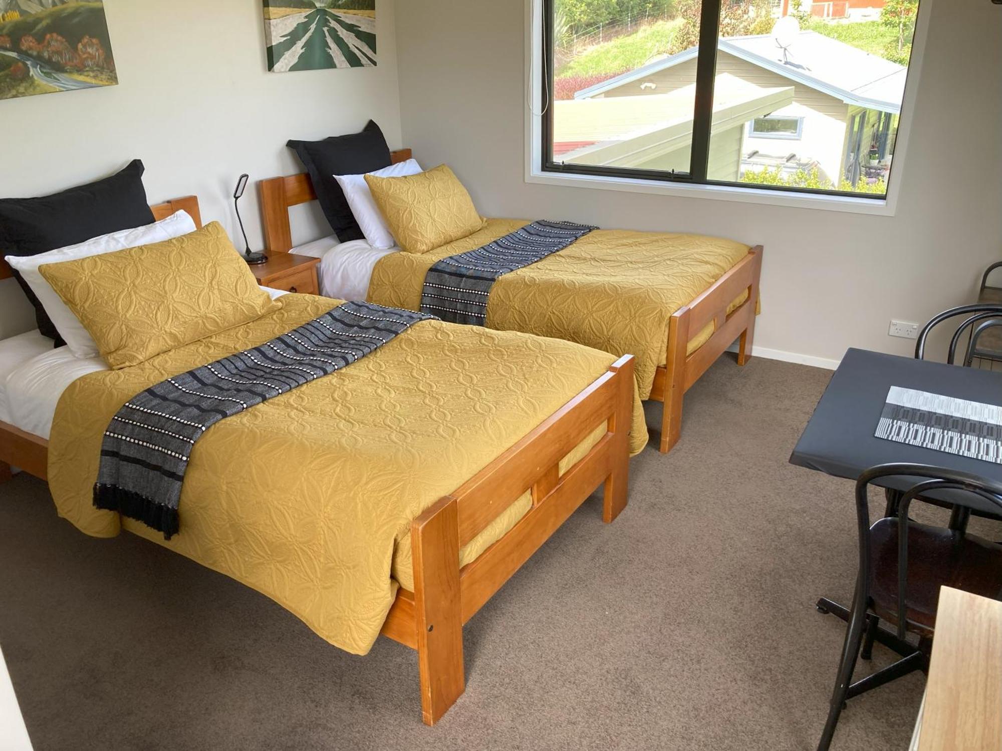 Maymorn Orchard Suites Upper Hutt Exterior foto